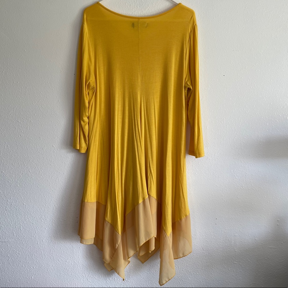 Womens Top - Picture 4 of 4
